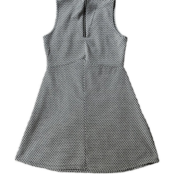 Charlotte Russe xl polyester sleeveless dress! NWT - Picture 2 of 6